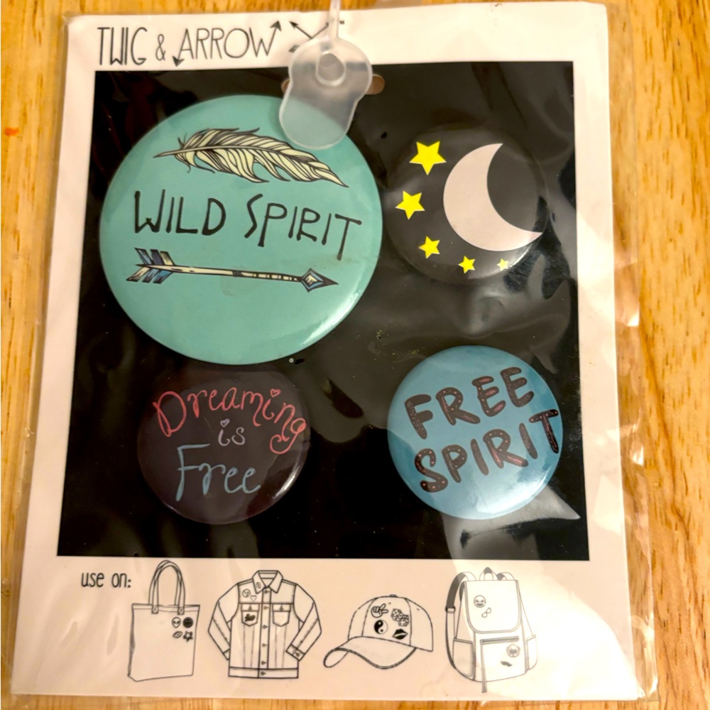 NWT Twig & Arrow Buttons. Free Spirit dreamer pins for hats, backpacks, etc.
